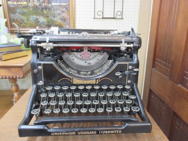 1907 #5 Vintage Underwood Typewriter Complete with Stand