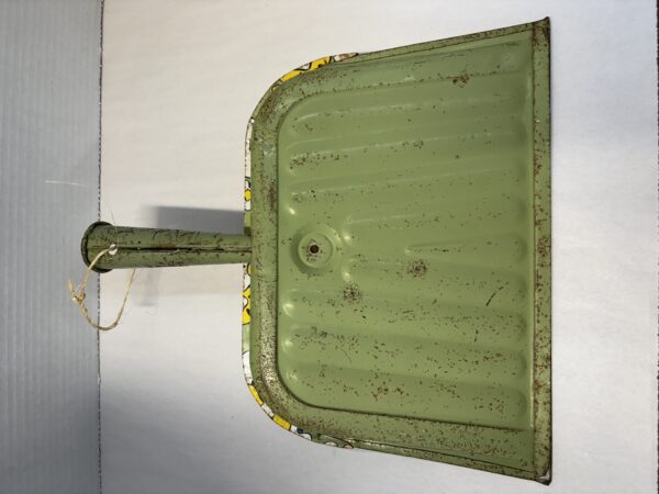 Green Metal Floral Dustpan - Image 4