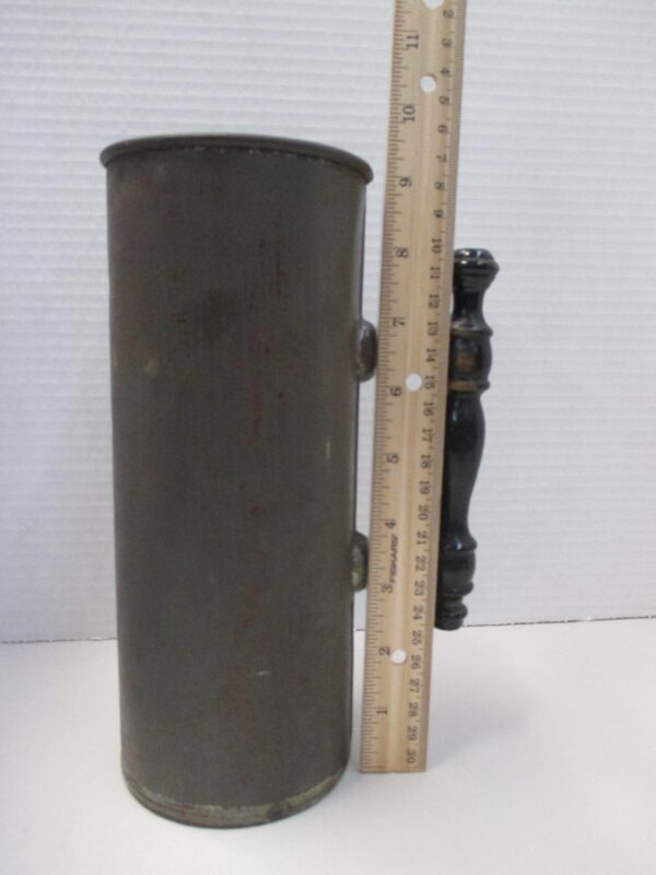 Rare Griswold Iowa Dairy Measuring Scoop - Image 7
