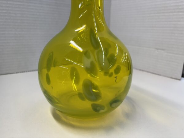 Lemon Yellow Italian Art Glass Vase - Image 7